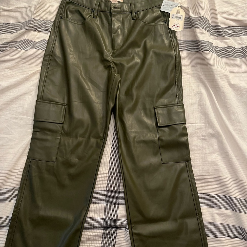 Altar'd State Straight Leg Cargo Jeans - Olive